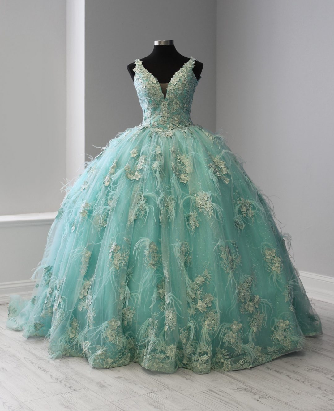 3D Floral Lace Applique Quinceanera Dress - Toledoz Boutique